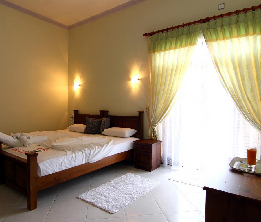 Methira Villa Aluthgama Kültér fotó