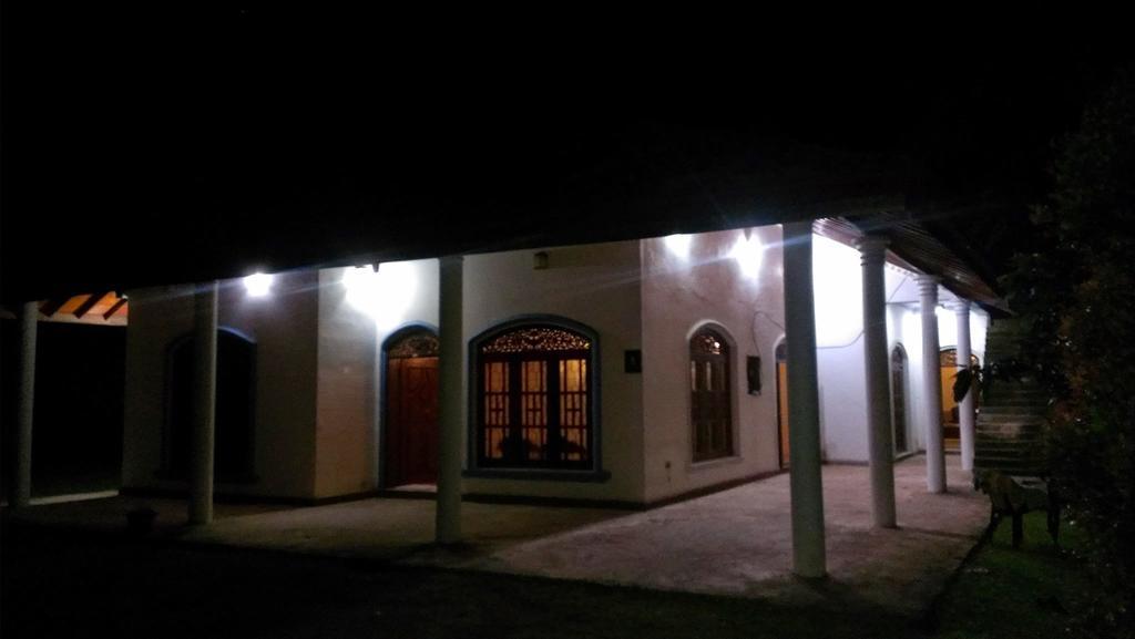 Methira Villa Aluthgama Kültér fotó